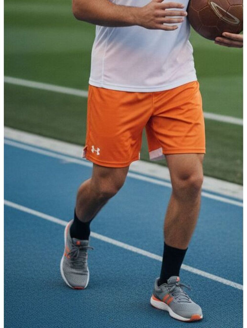 Under Armour Orange Athletic Gym Shorts White Trim Elastic Waist Size XL TG